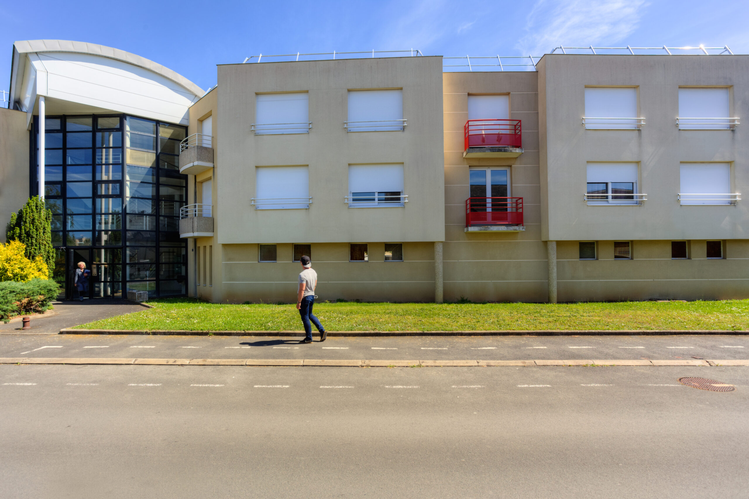 RESIDENCE LES CHAMPS VERTS — 3/6