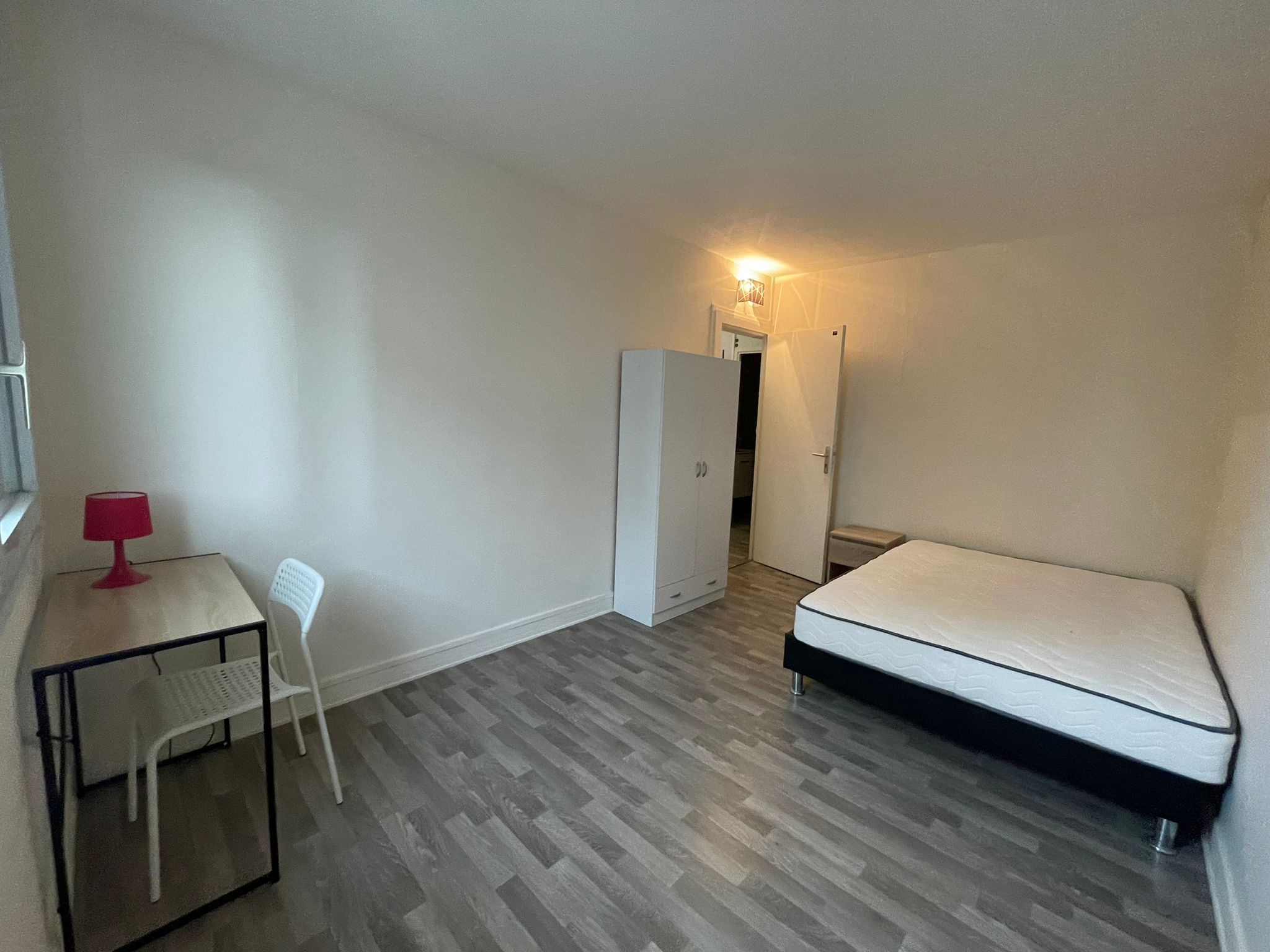 Dauphine — 3/4
